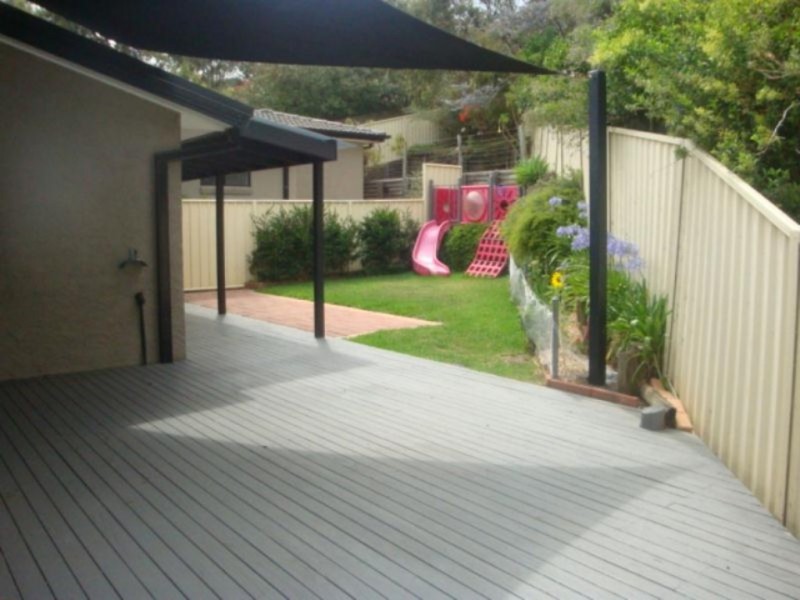 2/15 Lowanna Avenue, Forresters Beach NSW 2260