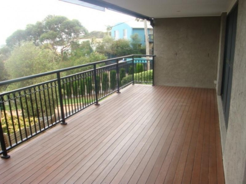 2/15 Lowanna Avenue, Forresters Beach NSW 2260