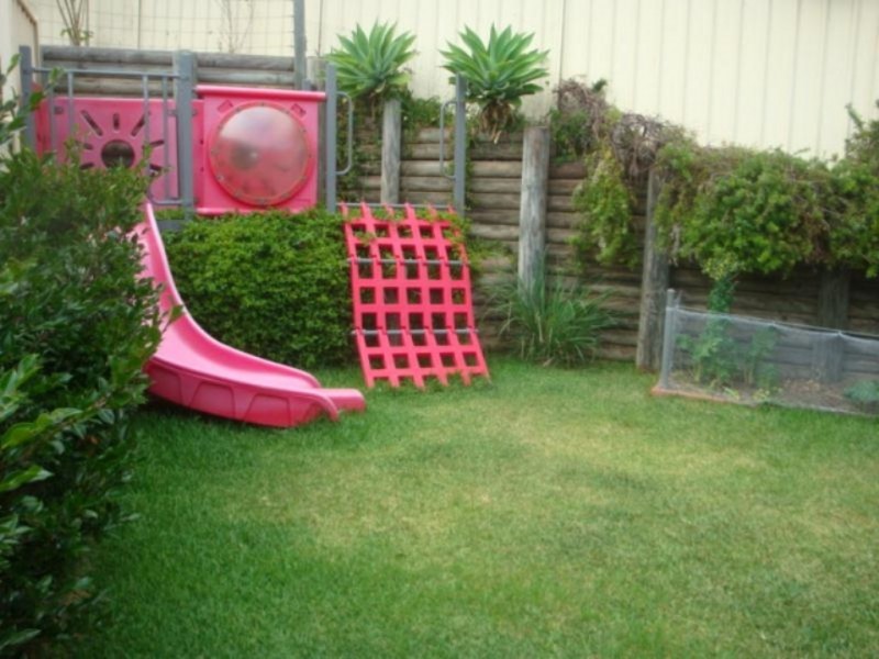 2/15 Lowanna Avenue, Forresters Beach NSW 2260