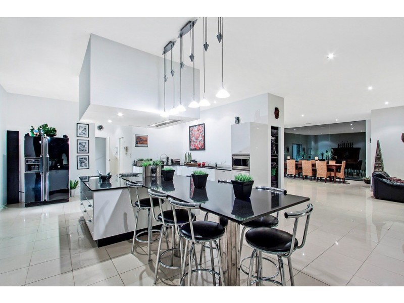 5/217 Oak Road, Matcham NSW 2250