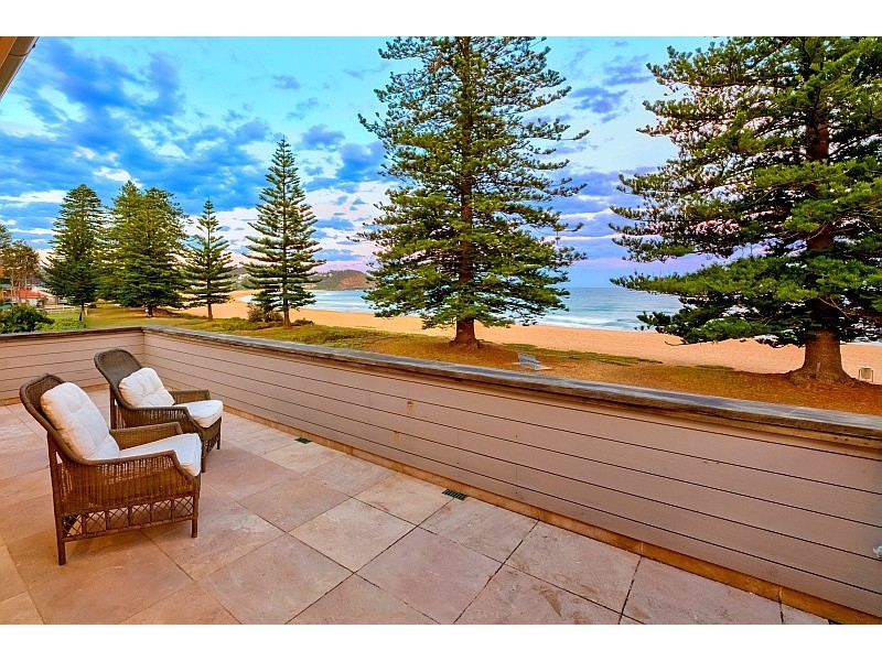 117 Avoca Drive, Avoca Beach NSW 2251