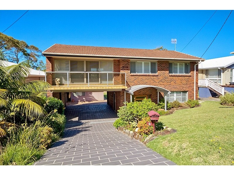 7 View Street, North Avoca NSW 2260