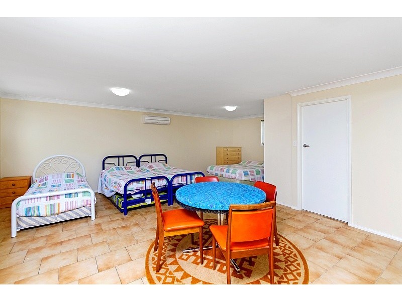 7 View Street, North Avoca NSW 2260