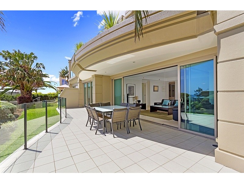 2/8 Terrigal Esplanande, Terrigal NSW 2260