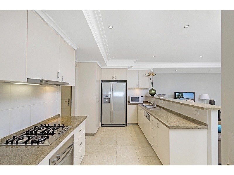 2/8 Terrigal Esplanande, Terrigal NSW 2260