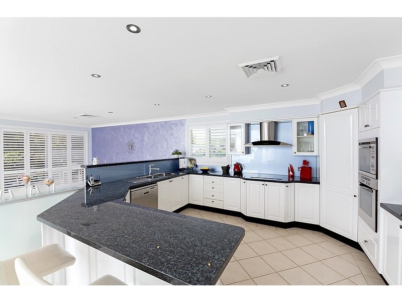 71 Bateau Bay Road, Bateau Bay NSW 2261