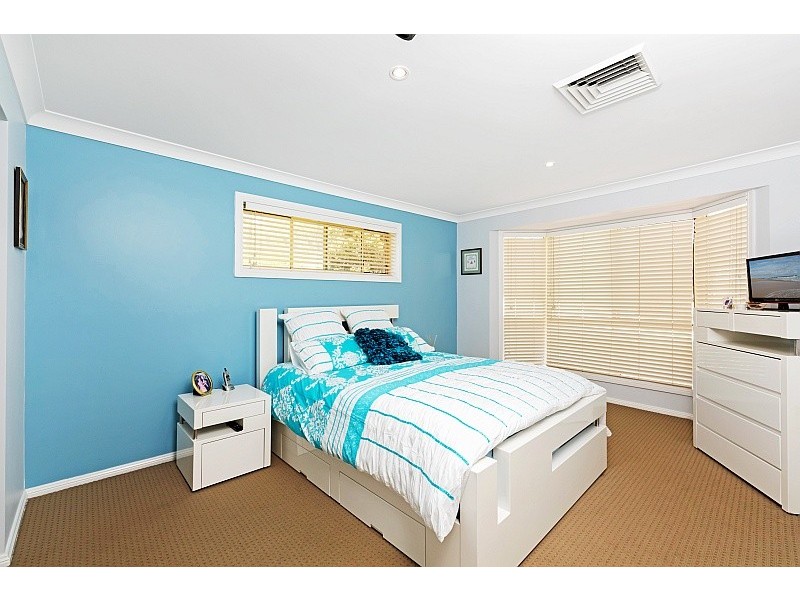 71 Bateau Bay Road, Bateau Bay NSW 2261