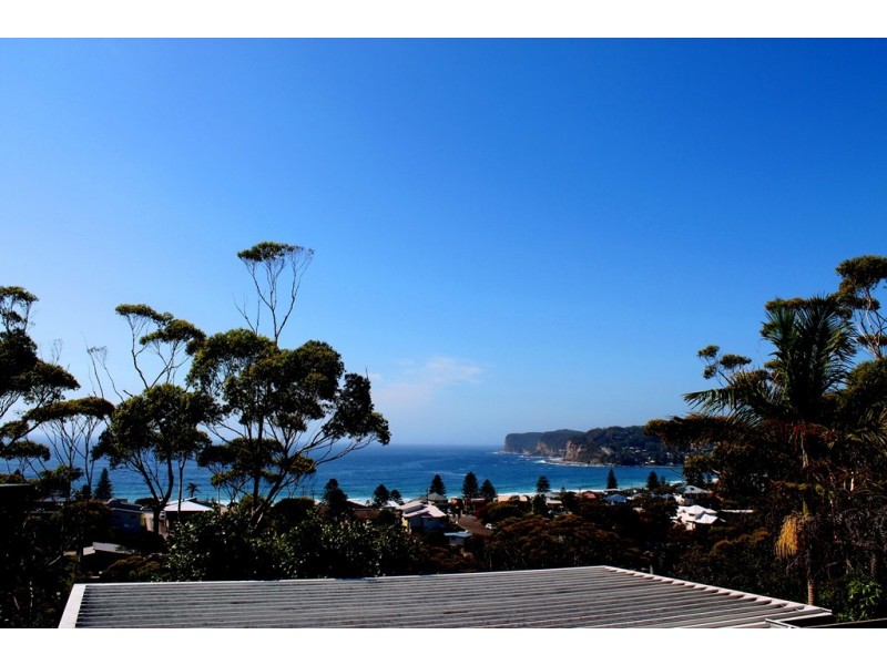 25 Surf Rider Avenue, North Avoca NSW 2260