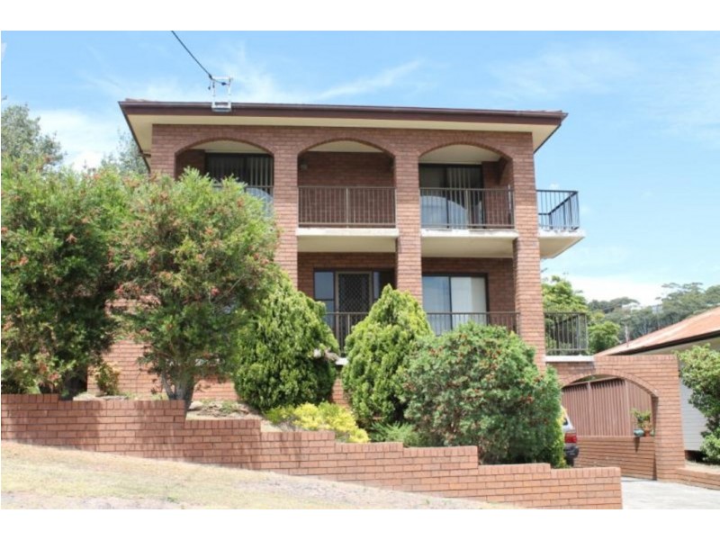 1/28 Maroomba Rd, Terrigal NSW 2260