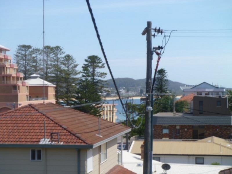 1/28 Maroomba Rd, Terrigal NSW 2260