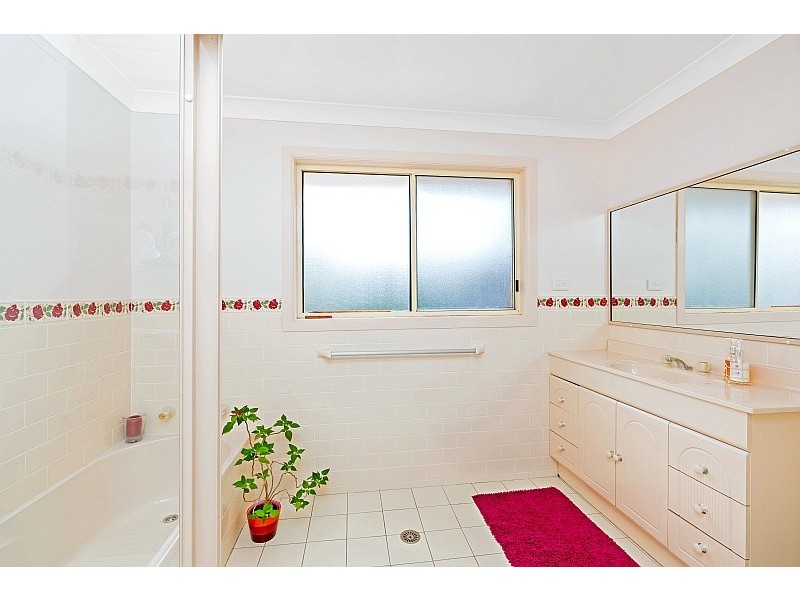 1/1 Irving Close, Terrigal NSW 2260