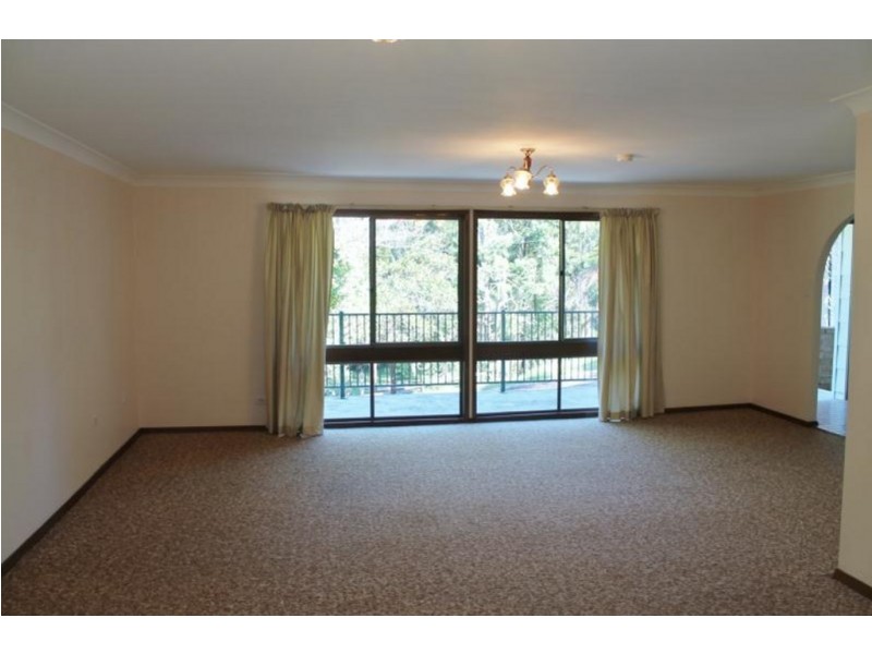 1 Palmgrove Place, North Avoca NSW 2260