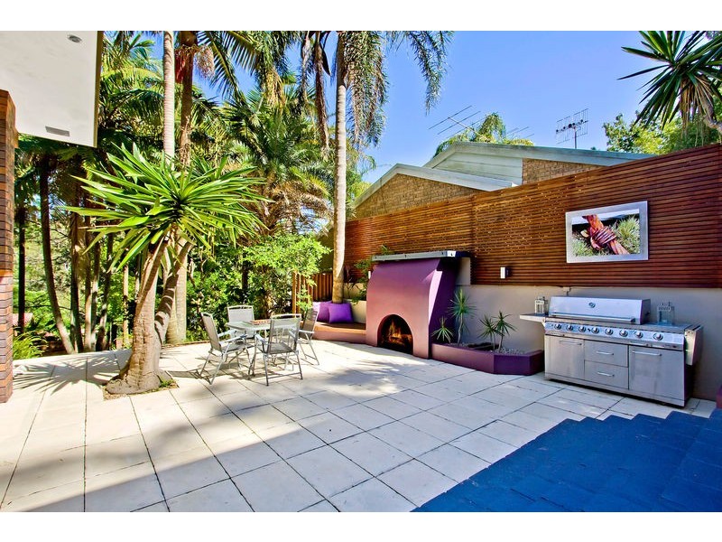 121 Lake Shore Drive, North Avoca NSW 2260