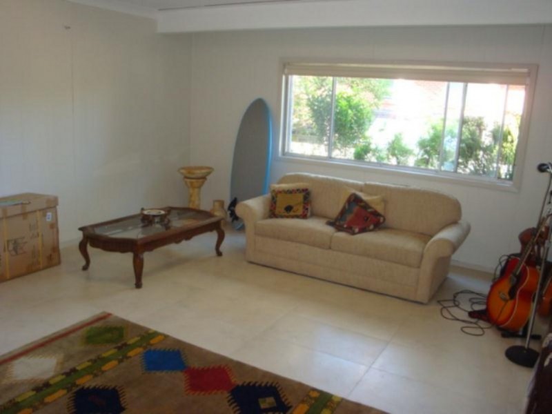 3 Veness Close, Macmasters Beach NSW 2251