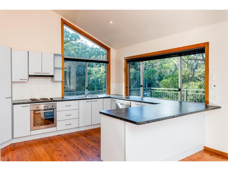 51 Surf Rider Avenue, North Avoca NSW 2260