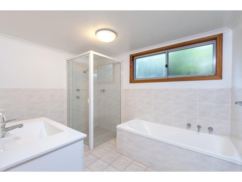 51 Surf Rider Avenue, North Avoca NSW 2260