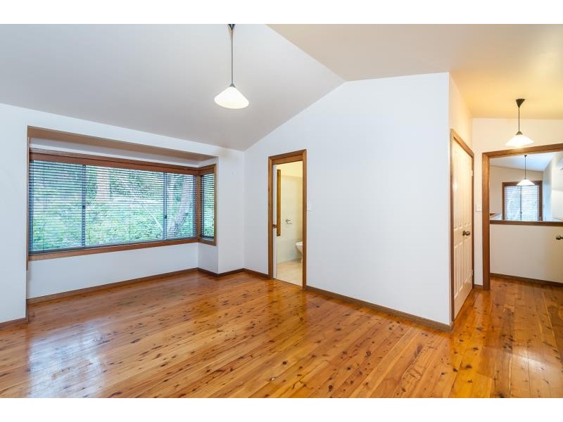 51 Surf Rider Avenue, North Avoca NSW 2260