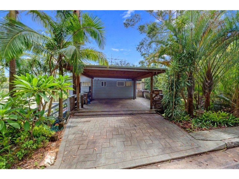 49 Easter Parade, North Avoca NSW 2260