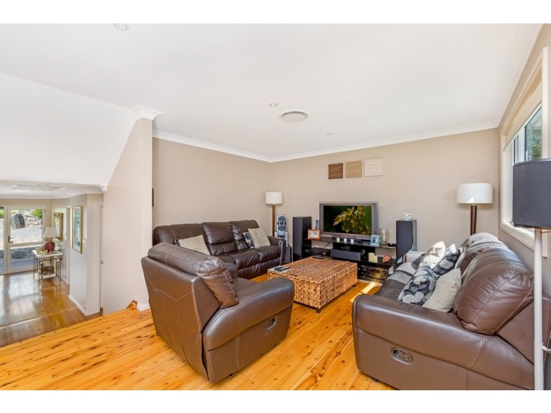 19 Reynolds Road, Avoca Beach NSW 2251