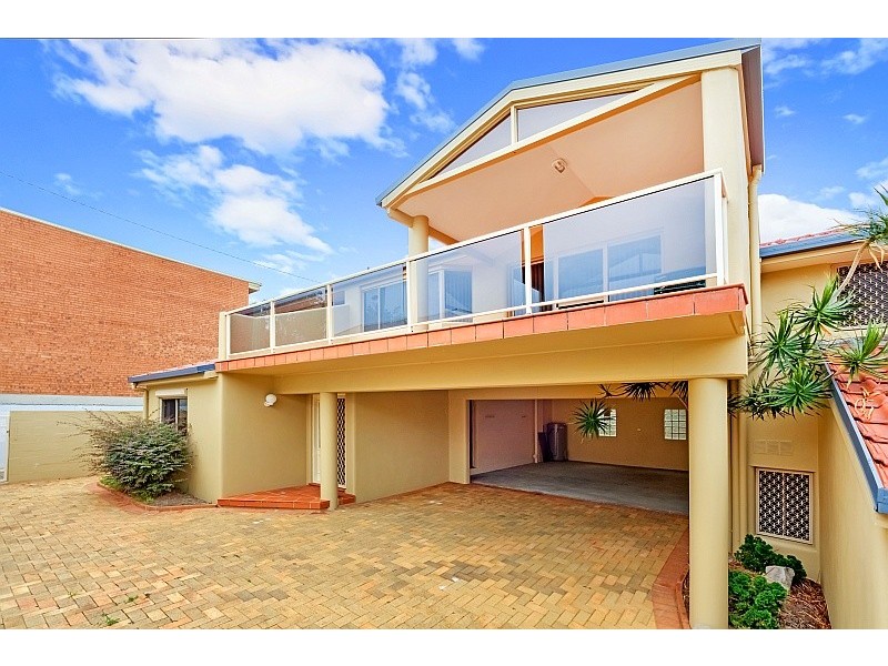3/10 Campbell Crescent, Terrigal NSW 2260