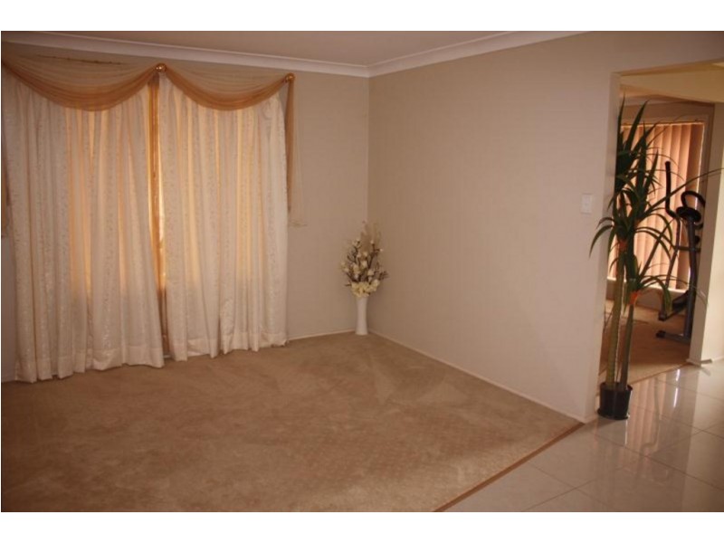1 Bannister Drive, Erina NSW 2250
