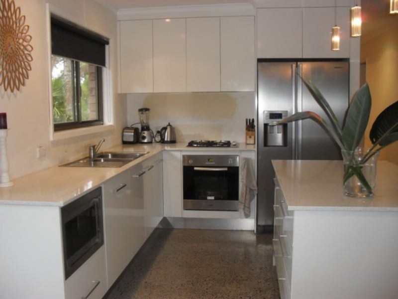 37 Heights Crescent, Wamberal NSW 2260