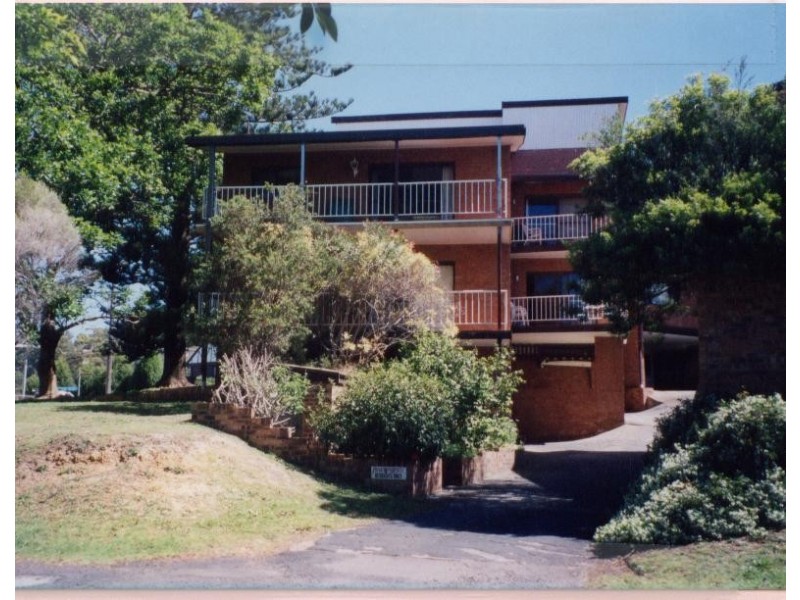 10/15 Kurrwyba Avenue, Terrigal NSW 2260