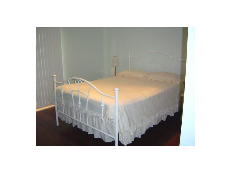 2/13 Whiting Avenue, Terrigal NSW 2260