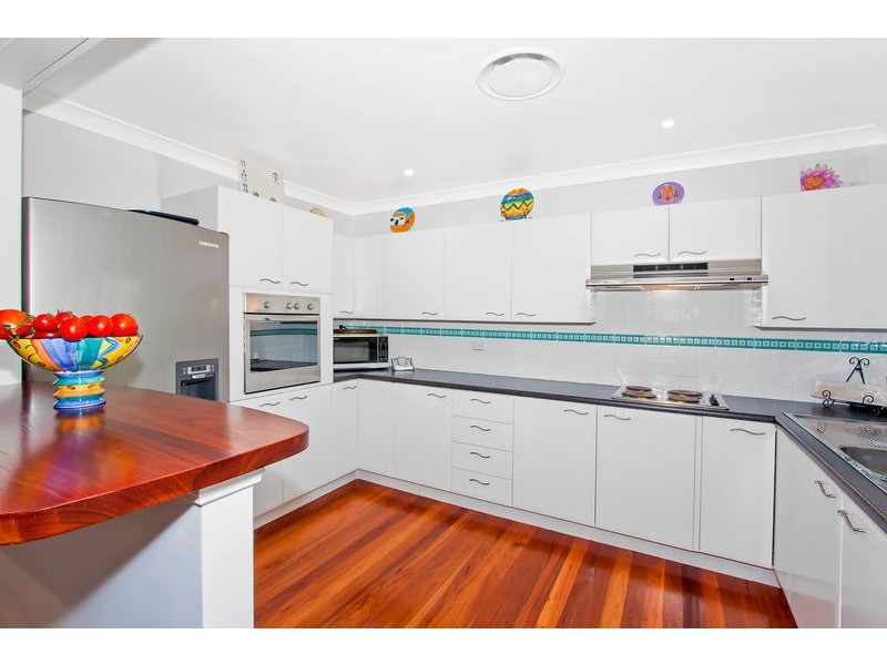 69 Lake Shore Drive, North Avoca NSW 2260