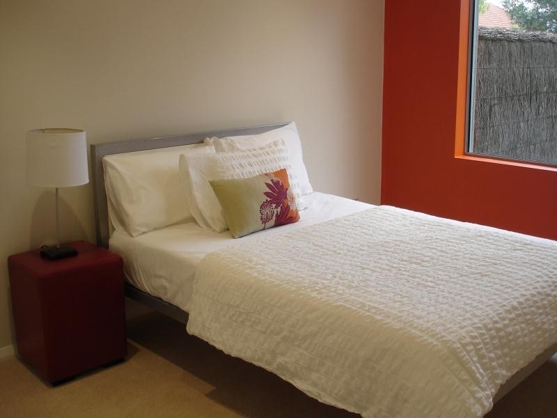 2/13-15 Moore Street, West Gosford NSW 2250