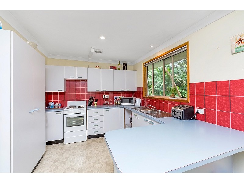 12 Clements Drive, Avoca Beach NSW 2251