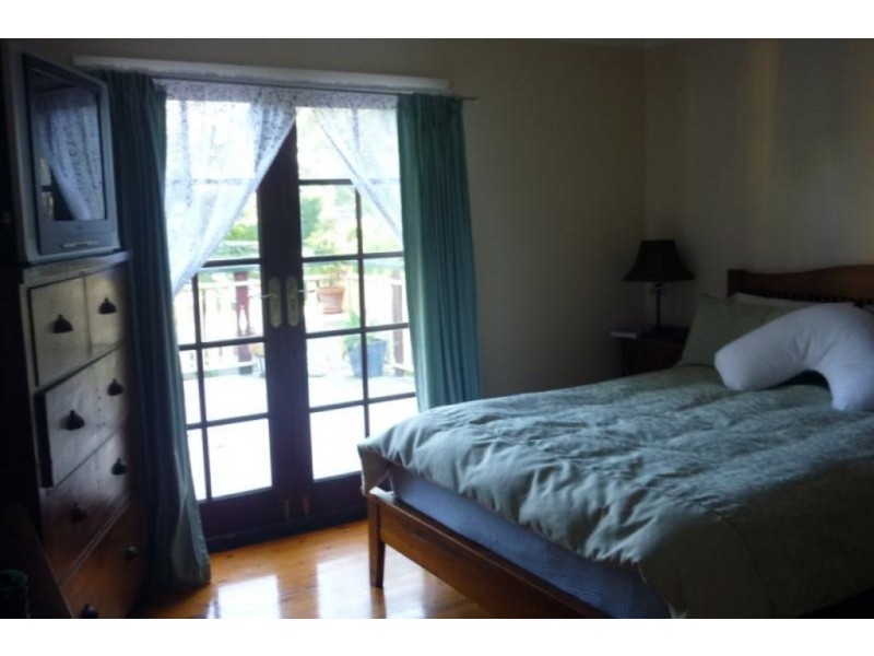 7 Hibiscus Avenue, North Avoca NSW 2260