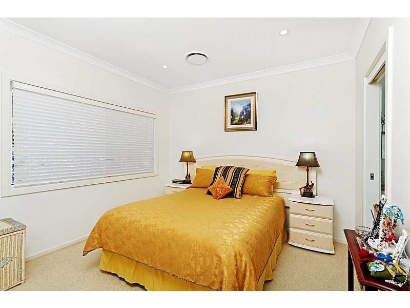 9 Tramway Road, North Avoca NSW 2260