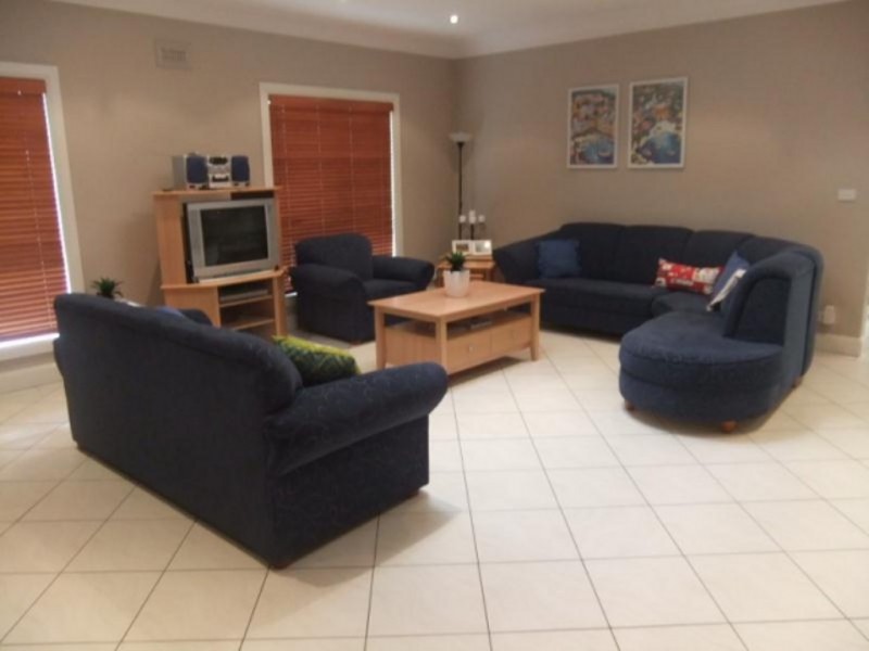 1/34 Parry Avenue, Terrigal NSW 2260