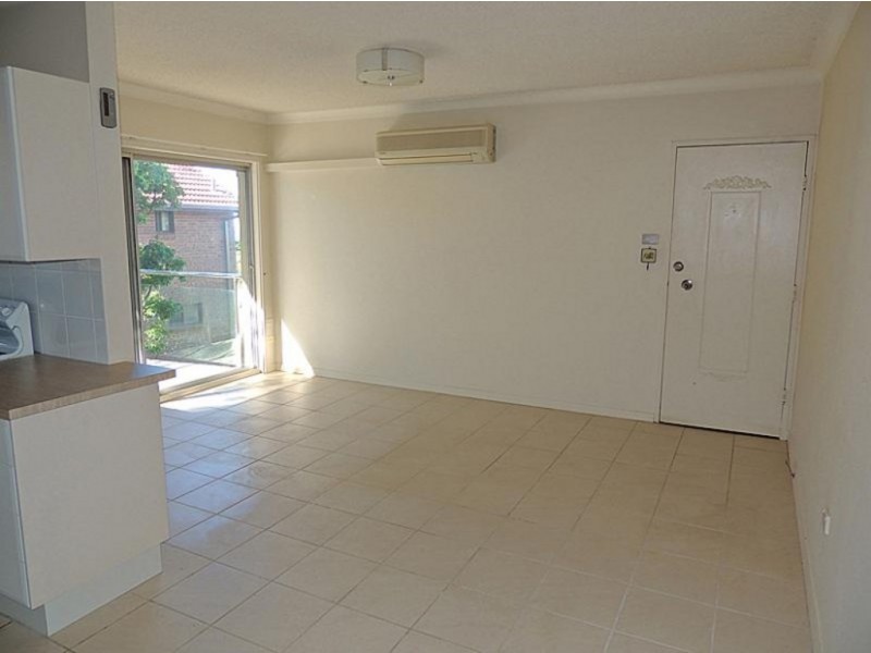 8/21 Barnhill road, Terrigal NSW 2260