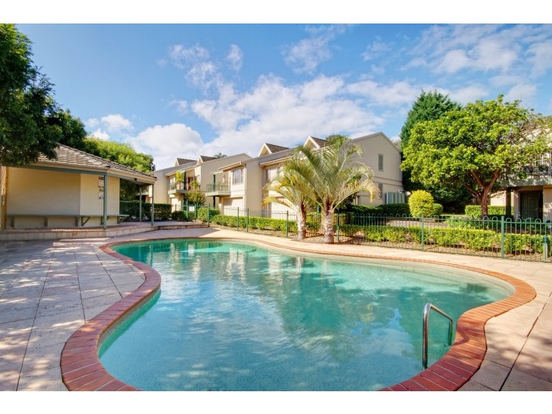 25/4 Karla Avenue, Terrigal NSW 2260