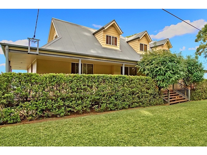 2 Digby Road, Springfield NSW 2250