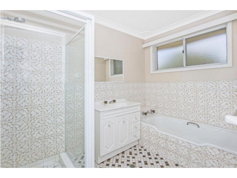 700 The Entrance Road, Wamberal NSW 2260