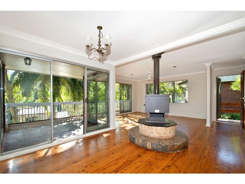 10 Duncan Road, North Avoca NSW 2260