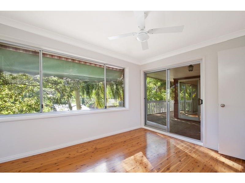 10 Duncan Road, North Avoca NSW 2260