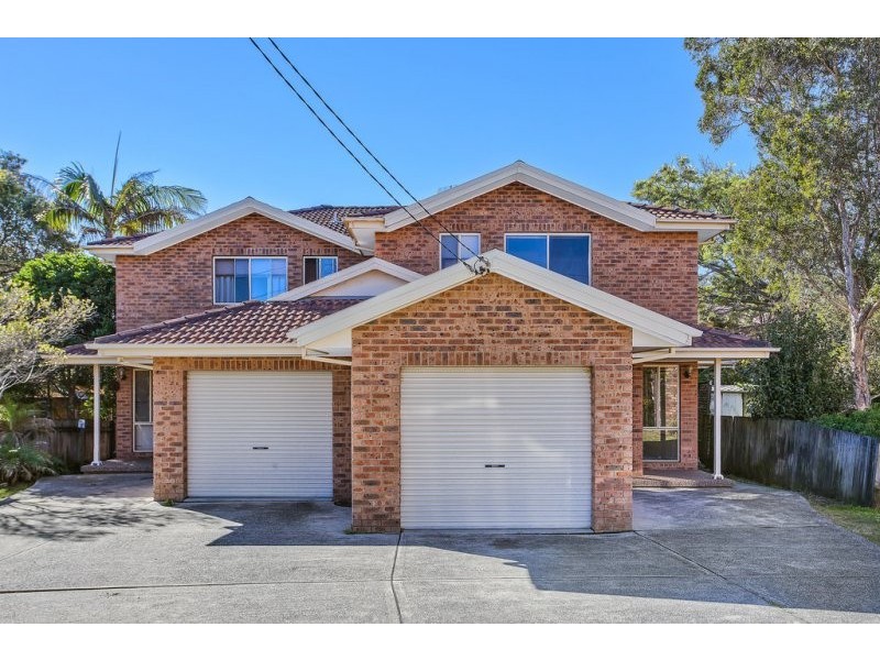 2/11 Bareena Avenue, North Avoca NSW 2260