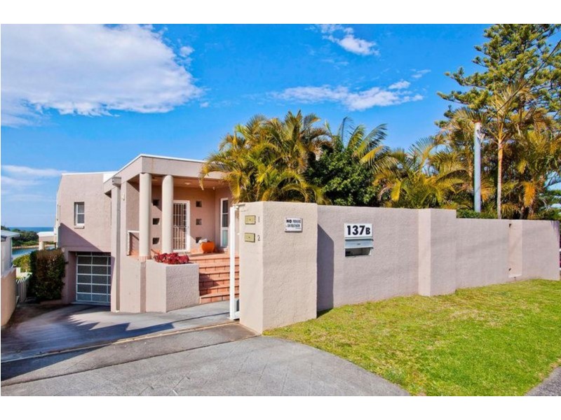 2/137B Ocean View Drive, Wamberal NSW 2260