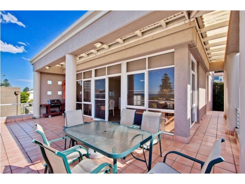 2/137B Ocean View Drive, Wamberal NSW 2260