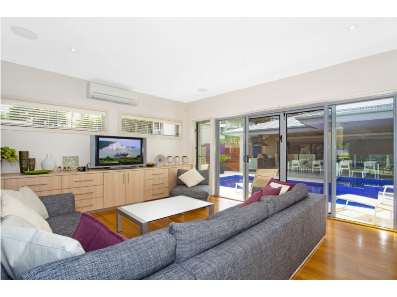 13 View Street, North Avoca NSW 2260