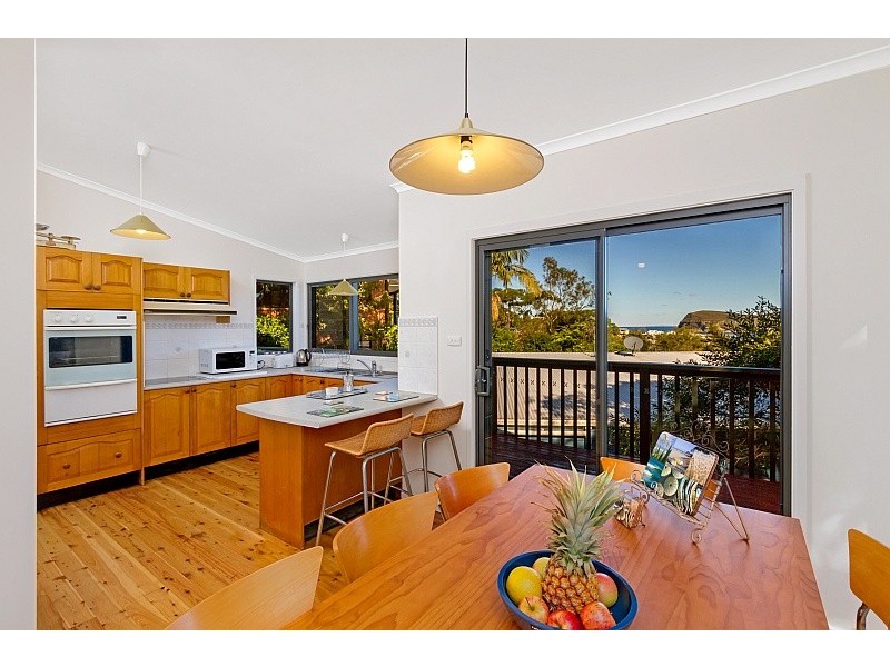 45 Del Mar Drive, Copacabana NSW 2251