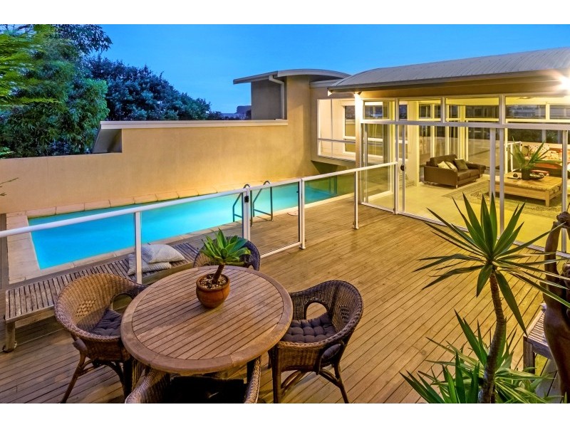 18 Bulbararing Road, North Avoca NSW 2260