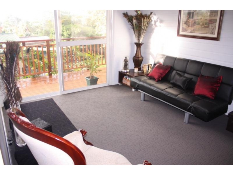 15 Judith Ann Drive, Berkeley Vale NSW 2261
