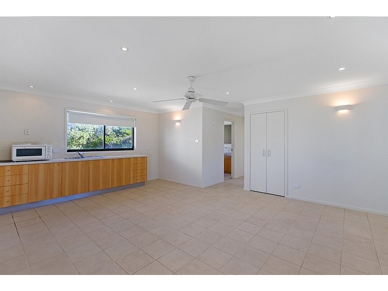 14 North Avoca Parade, North Avoca NSW 2260