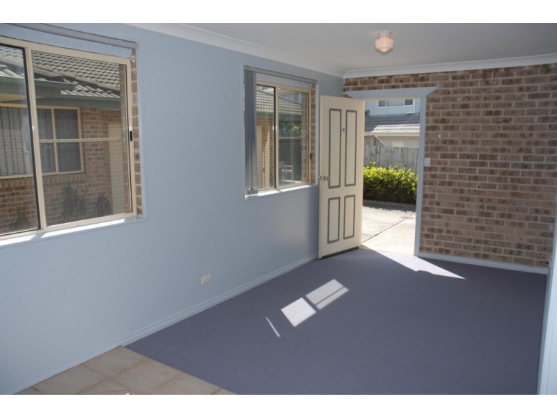 4/3 Karla Ave, Terrigal NSW 2260