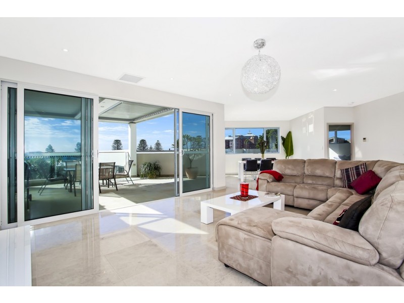 6/8 Cadell Street  – Access from Glen View Cres, Terrigal NSW 2260